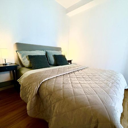 Balkon, Zentral, Modern, Erfurt City エクステリア 写真