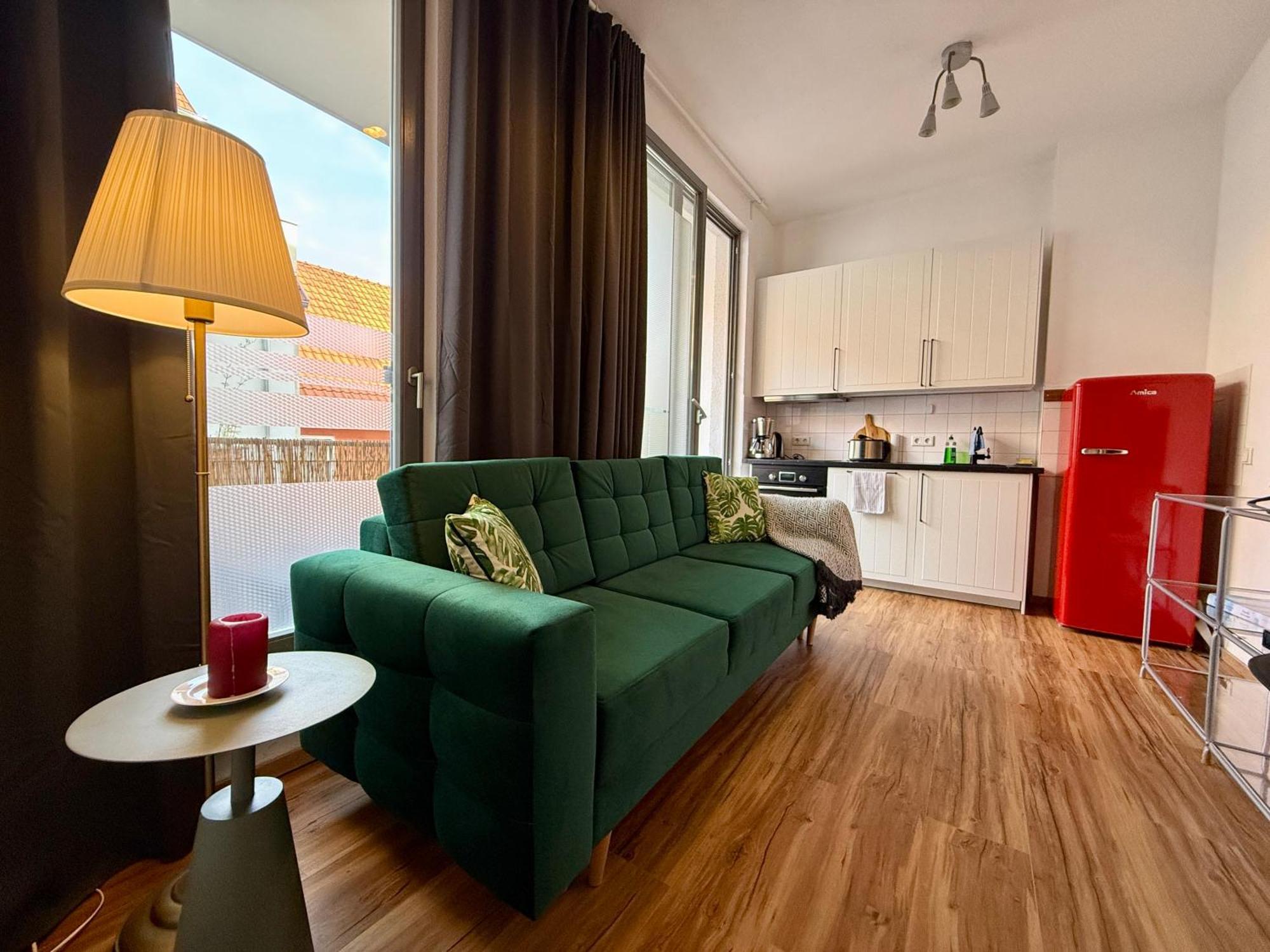 Balkon, Zentral, Modern, Erfurt City エクステリア 写真
